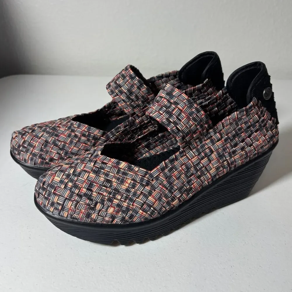 Bernie Mev NWOT Size 6 (EU 37) Lulia Mary Jane Wedge Heels Woven Multicolor
